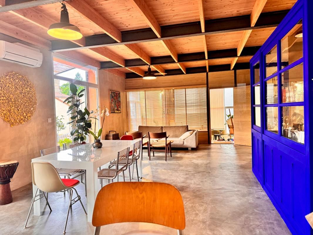 LABASTIDE-ROUAIROUX Superbe loft d'architecte avec atelier d'artiste - Montagne noire 1