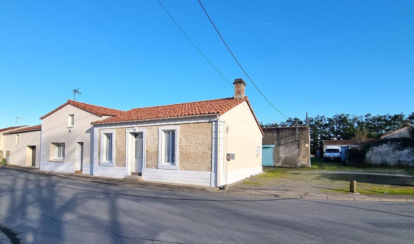 LUCON Maison Les Magnils Reigniers 3 pièce(s) 96 m2 1