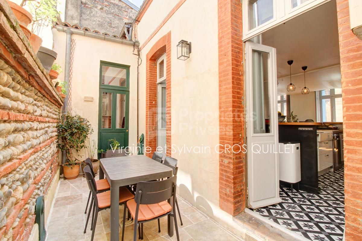 TOULOUSE Maison de ville avec cour et souplex 134 m2 1