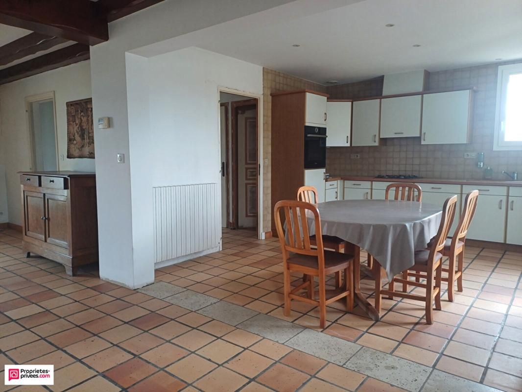 FRONTENAY-ROHAN-ROHAN Frontenay Rohan Rohan - maison 3 chambres 4