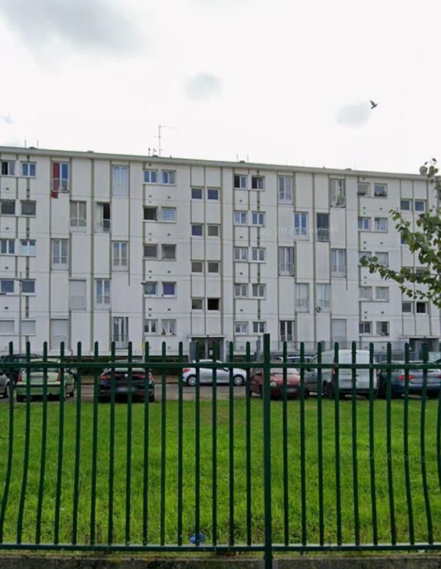 Appartement 3 pièce(s) 61 m2 93390 Clichy Sous Bois