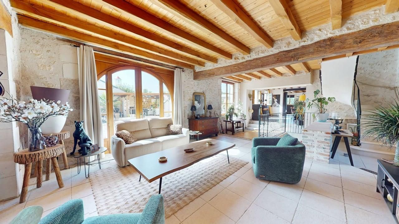 CHAILLES Propriété de caractère 7 pièce(s) 300 m2 3