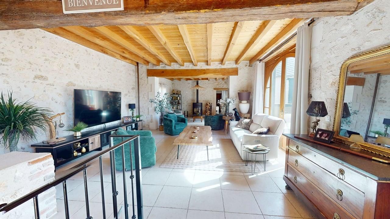 CHAILLES Propriété de caractère 7 pièce(s) 300 m2 4