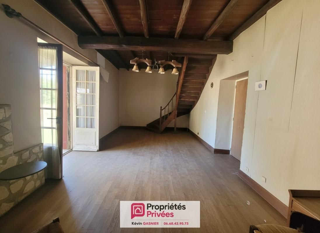 LA ROCHEBEAUCOURT-ET-ARGENTINE LA ROCHEBEAUCOURT (24340) : Maison 5 pièces 88m2 4