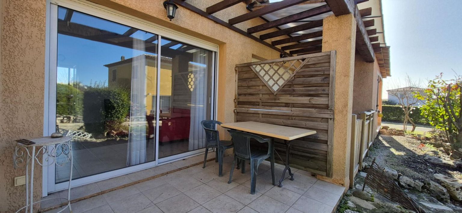 REGUSSE Appartement en location - Régusse 1