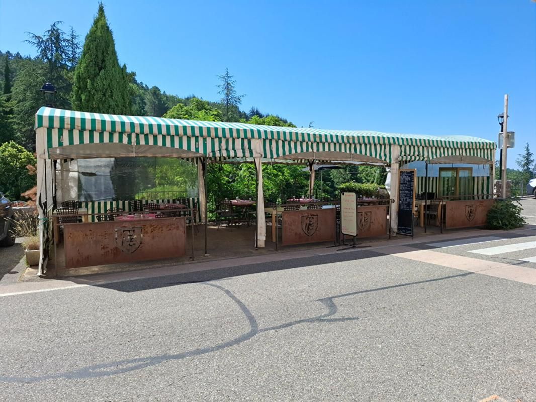AUREL ENSEMBLE IMMOBILIER DE 338 M²  ANCIEN HÔTEL-RESTAURANT ET MAISON DE CARACTÈRE 285000 2