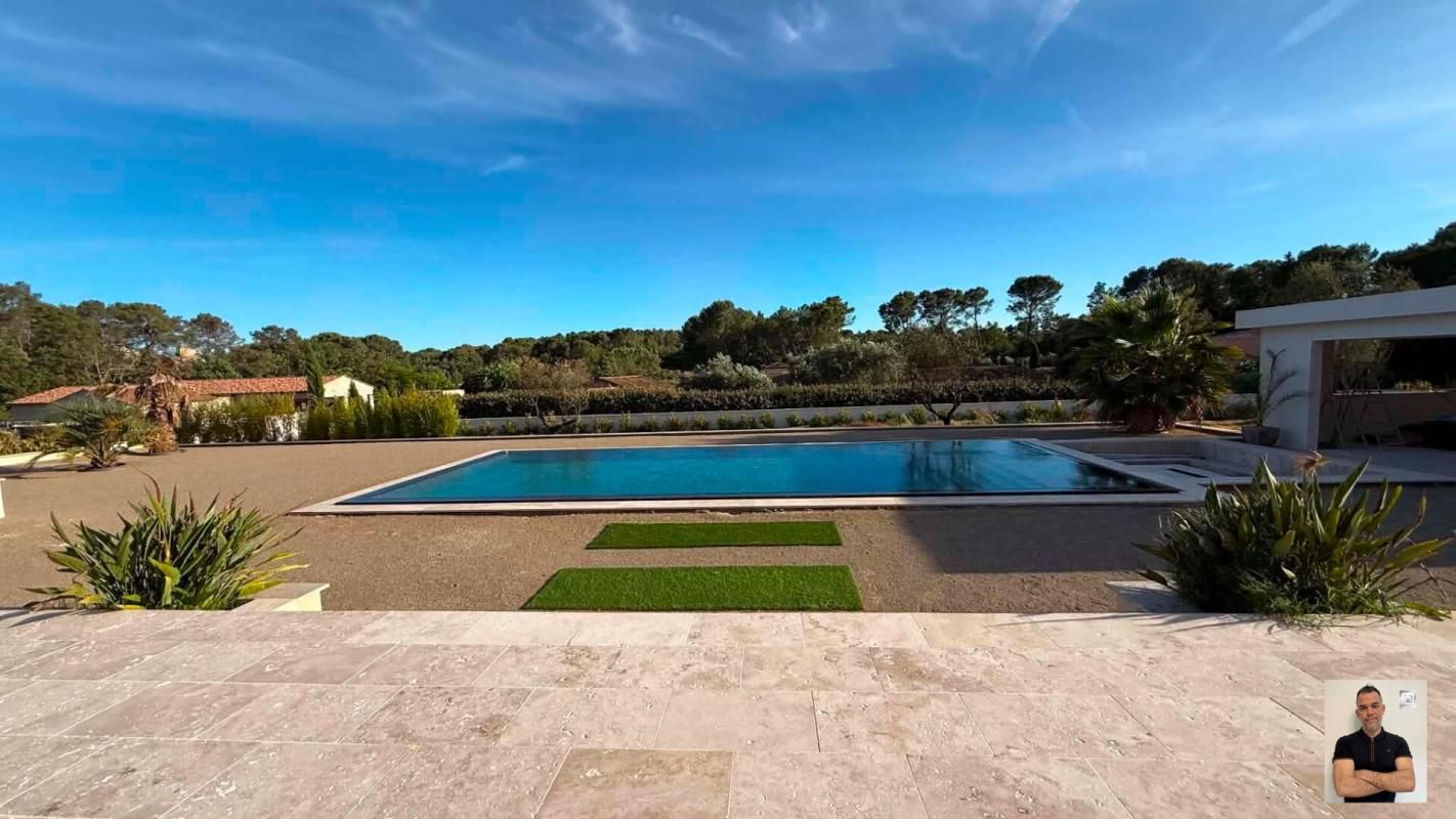 LORGUES Demeure de prestige Lorgues 360 m2 3