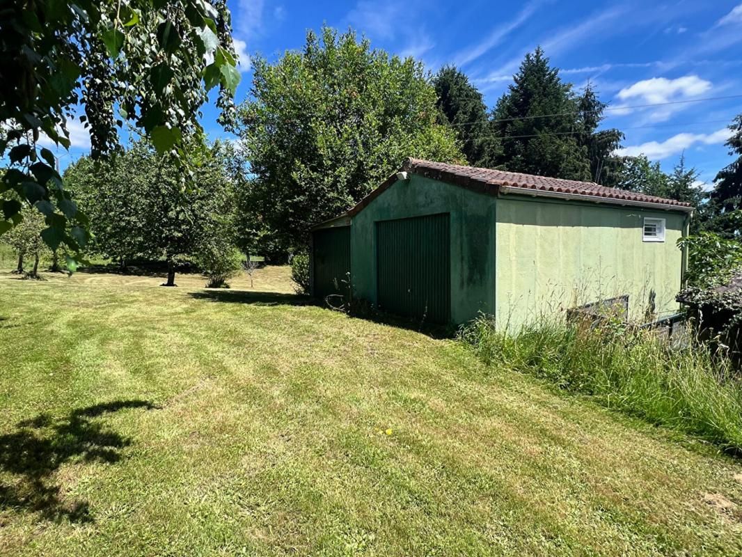 SARLANDE Etang avec chalet 4 pièce(s) 35 m2 4