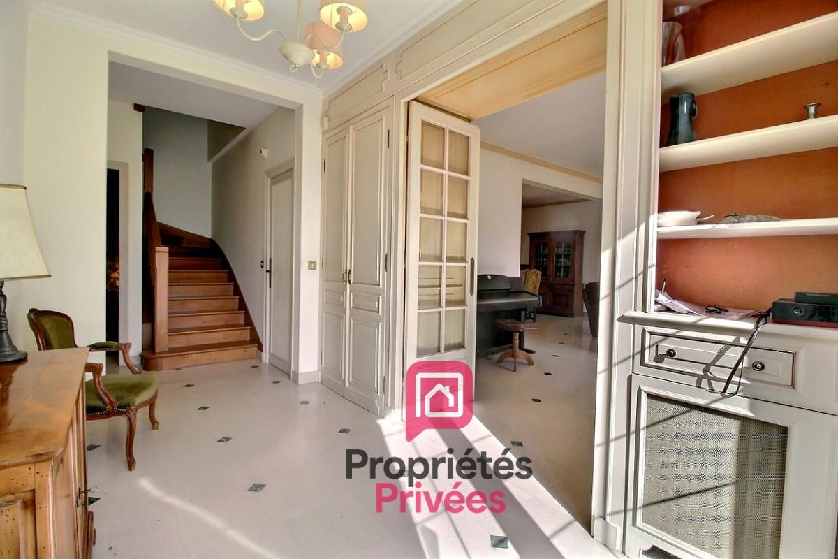CONFLANS-SUR-LOING 1h30 de PARIS - Maison de caractère de 190 m2, au calme absolu dans un environnement privilégié, parc d'environ 4400 m2 3