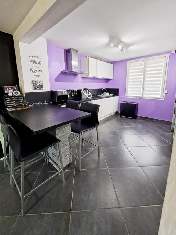 CHALONS-EN-CHAMPAGNE Maison de ville Châlons-en-Champagne 140m2 4