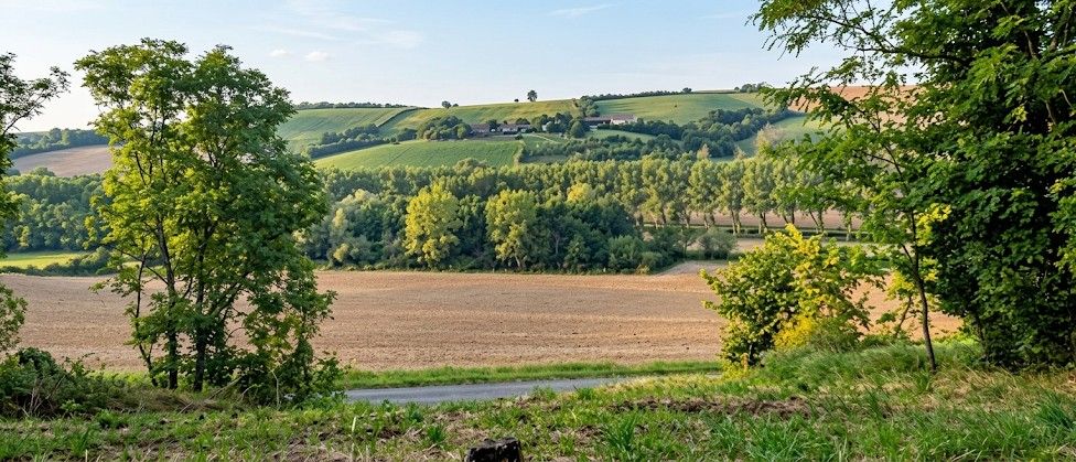 CAIGNAC UNE VUE A COUPER LE SOUFFLE ! CAIGNAC TERRAIN 688 m2 1