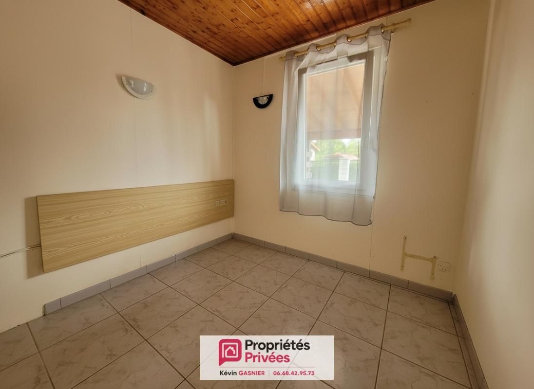ECURAS ECURAS (16220) : Maison 39.4m2 dans village tous services 4