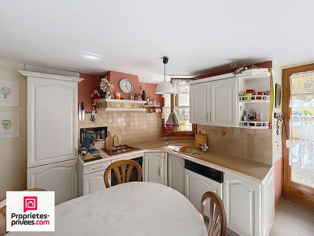 RIANS Belle maison de village T3 4