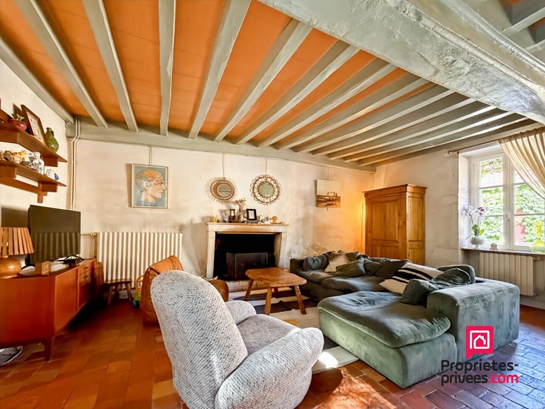 AVALLON AVALLON MAISON RENOVEE AVEC JARDIN 3