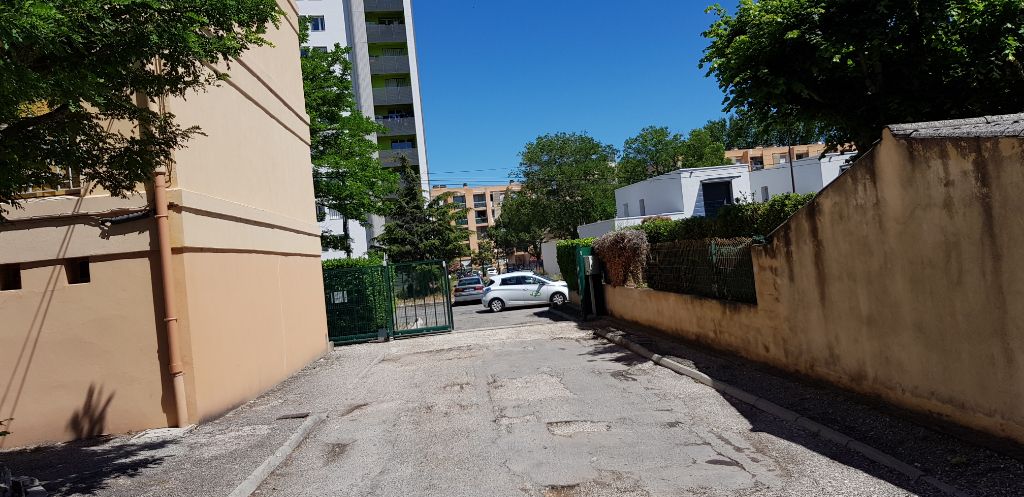 AVIGNON Parking / box Avignon 16 m2 3