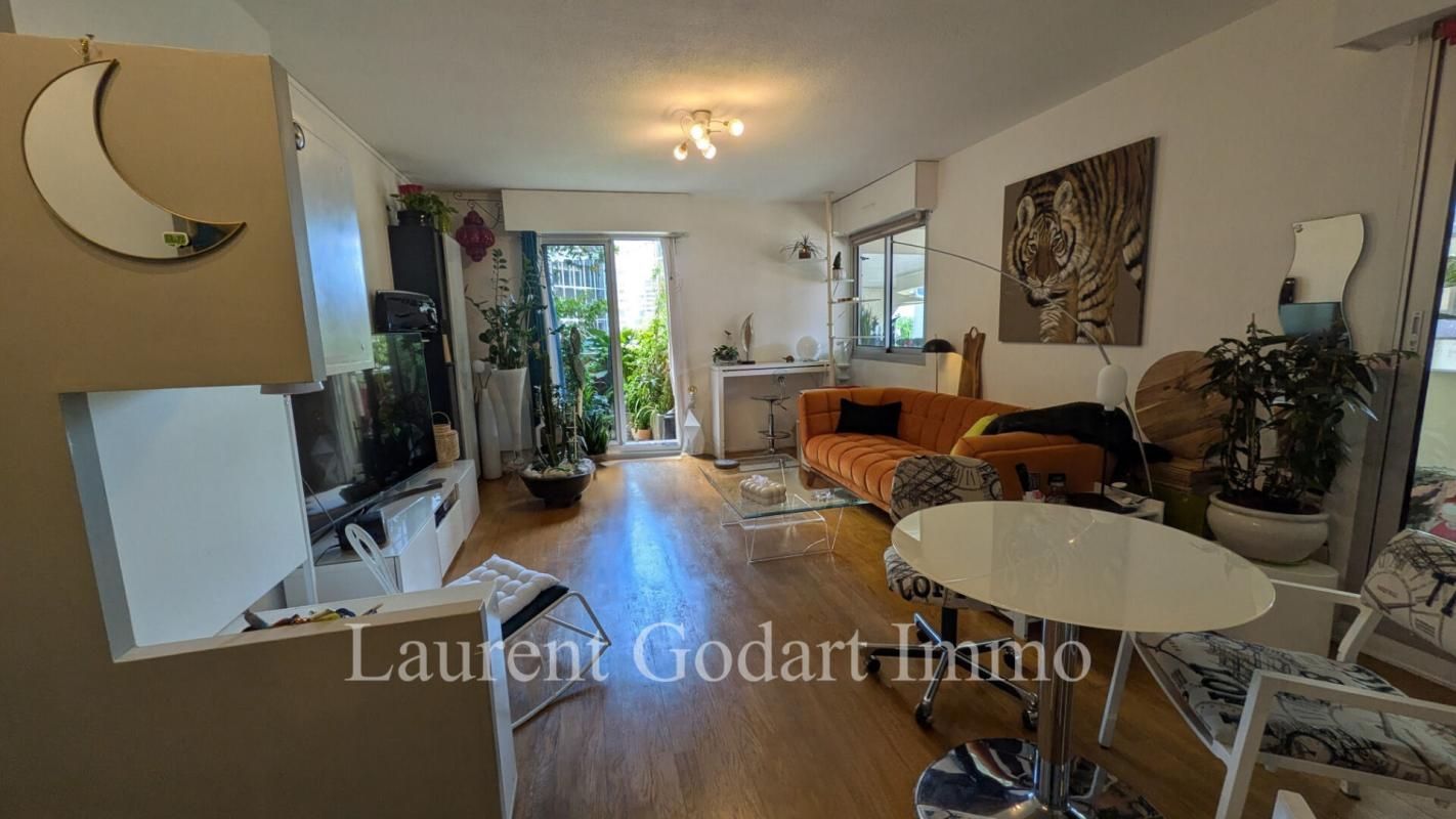 Appartement 2 pièces 48 m2 avec cellier et Parking