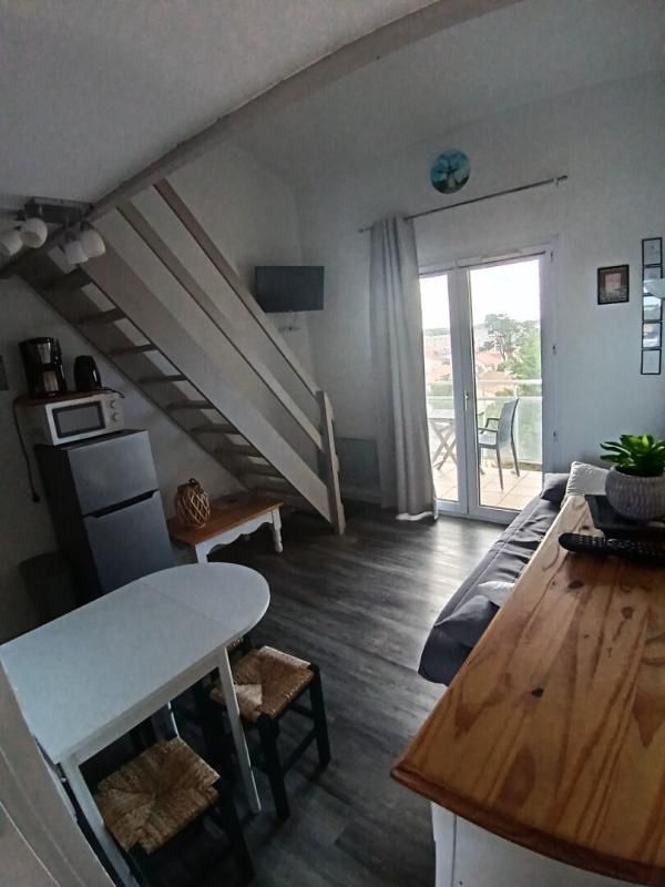 SAINT-HILAIRE-DE-RIEZ Appartement  1 pièce + mezzanine - 25.08 m2 - Saint-Hilaire de Riez -  94900  TTC 4