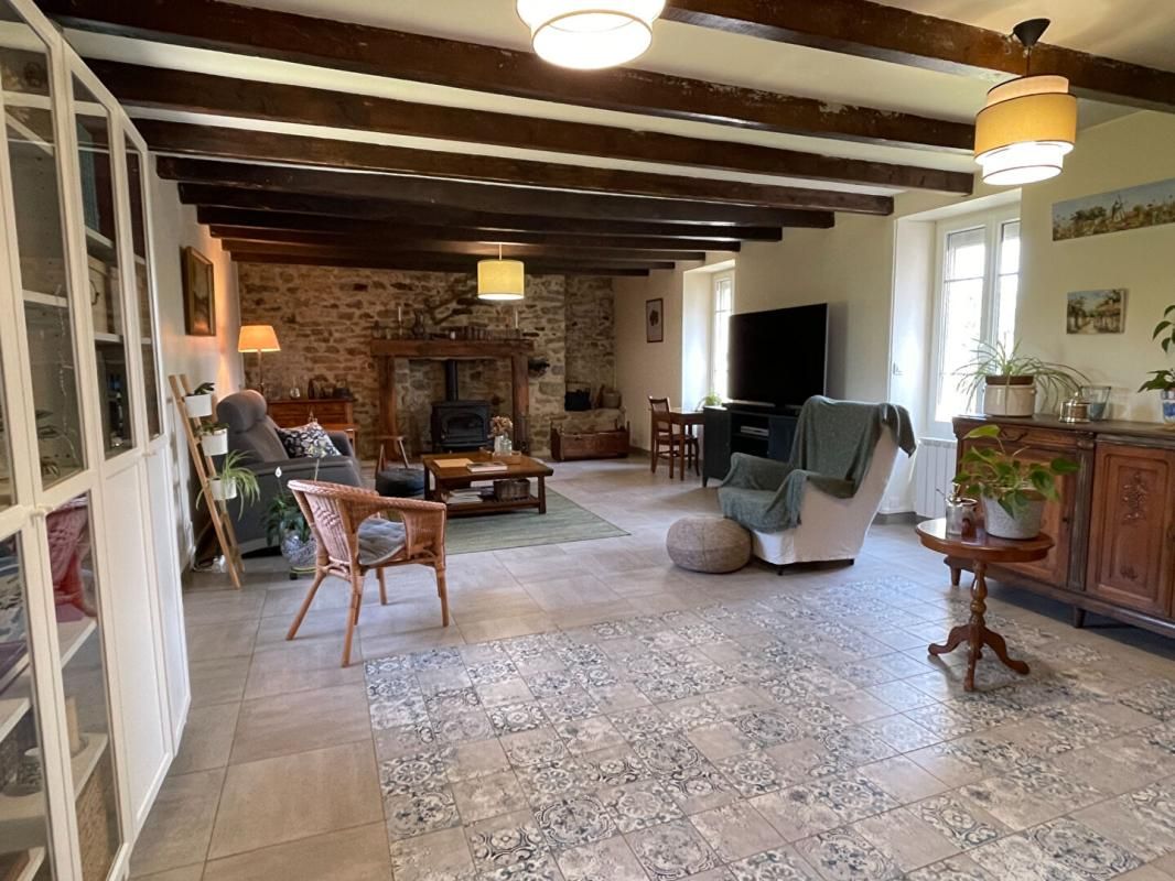 PLUMÉLIAU-BIEUZY Exclusivité - Morbihan - Charmante propriété sur son terrain de 3034 m2 2