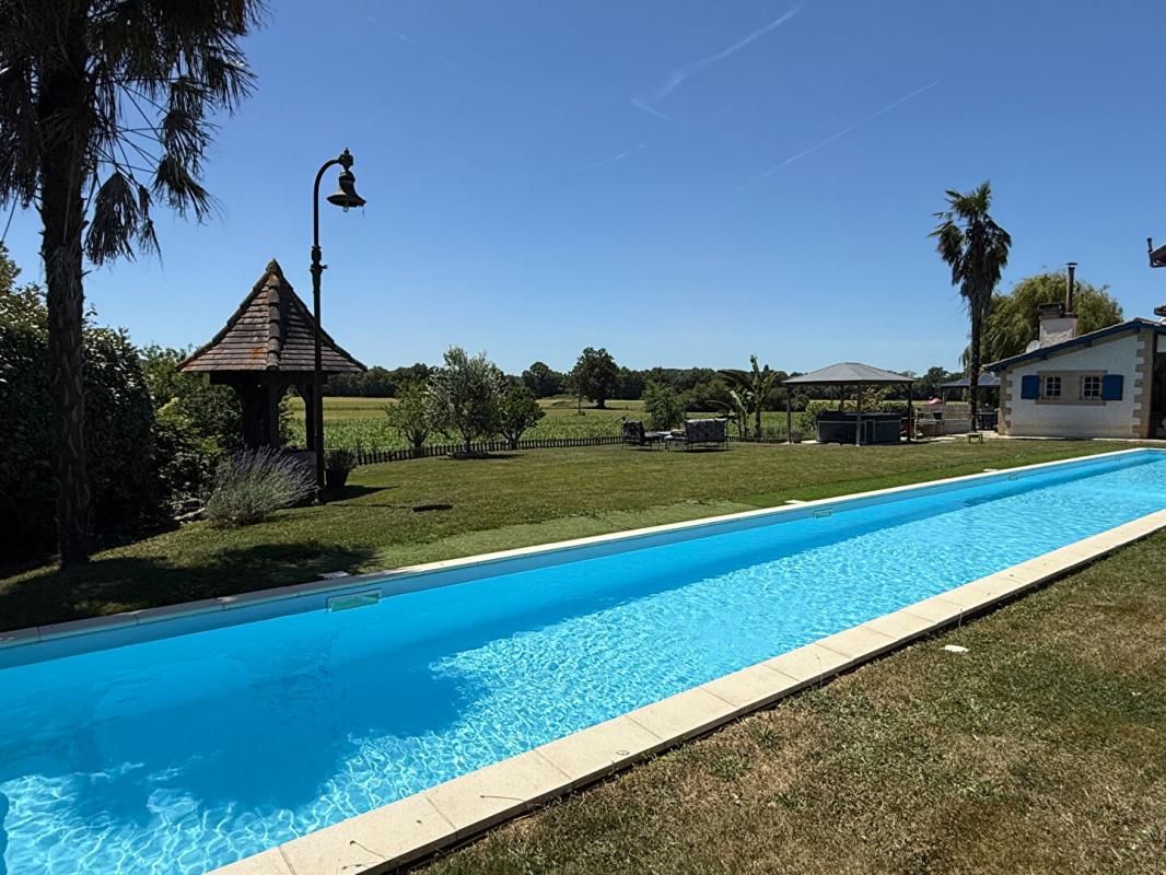 AURENSAN Maison Aurensan 6 pièce(s) 160 m2 1