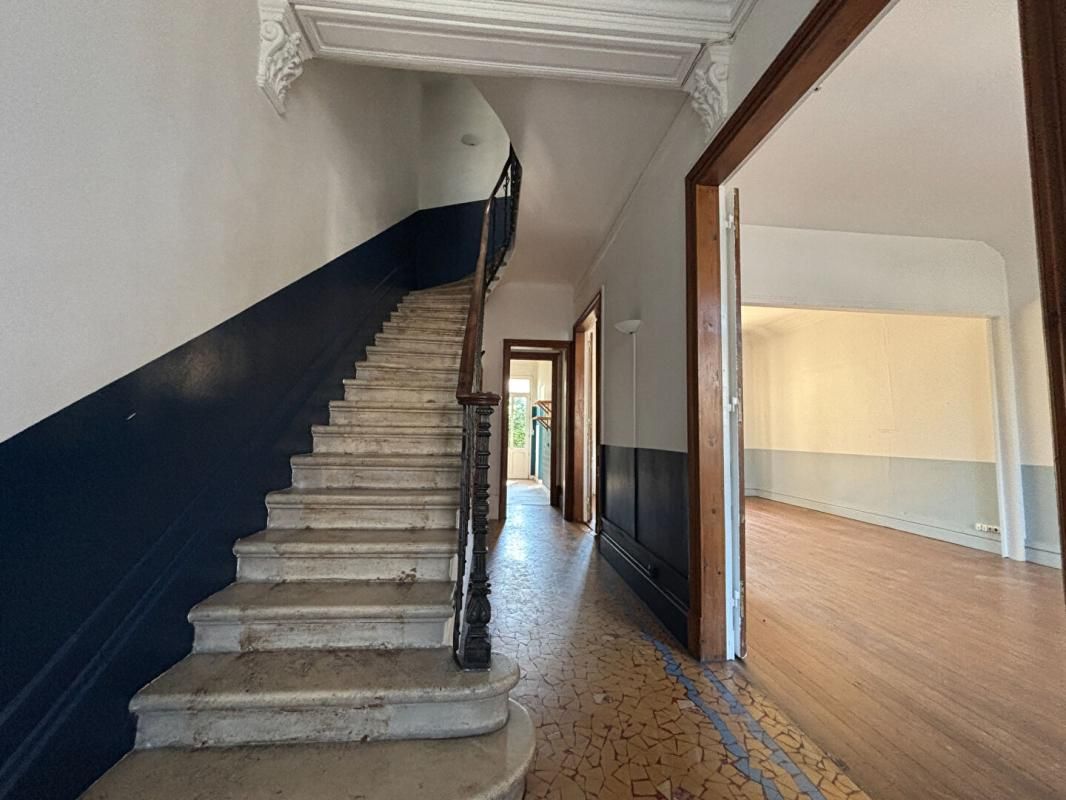 BORDEAUX Belle maison familiale en pierre 2