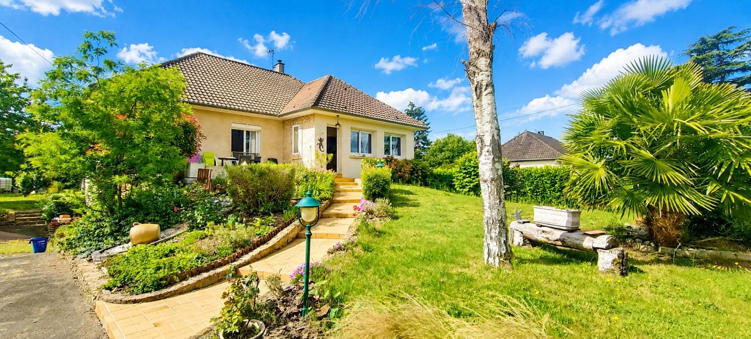 ROEZE-SUR-SARTHE Maison 6 pièce(s) 126 m2 1