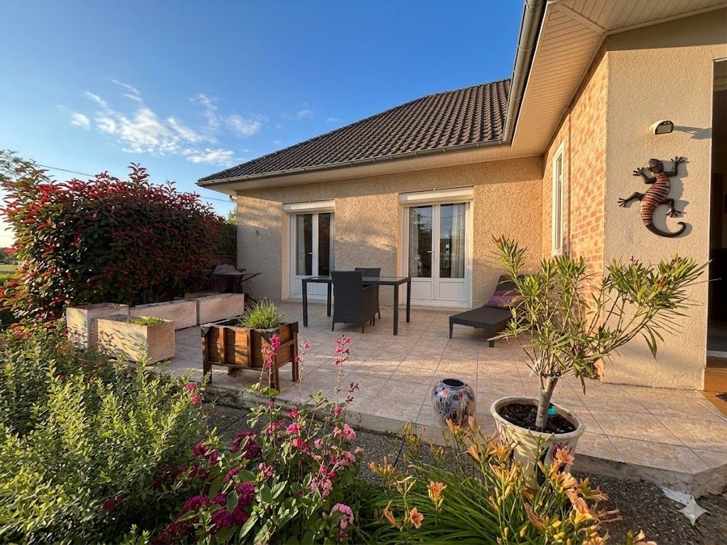 ROEZE-SUR-SARTHE Maison 6 pièce(s) 126 m2 2