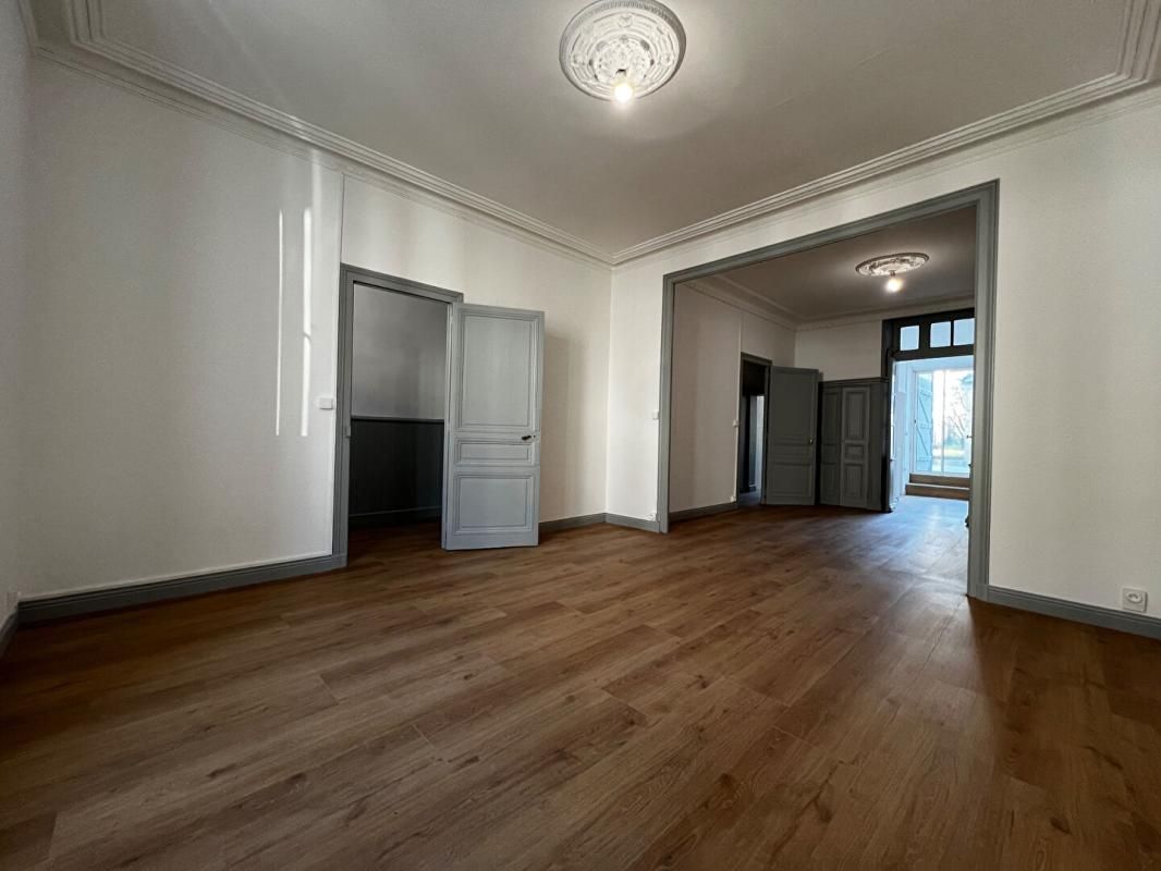 ANGOULEME Maison de ville 135 m² 9 pièces à Angoulême 3