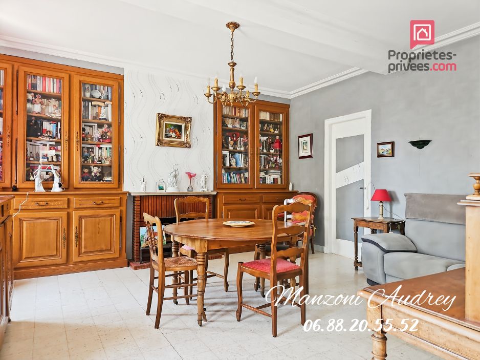 ECHEMINES Maison Echemines 7 pièce(s) 172 m2 4