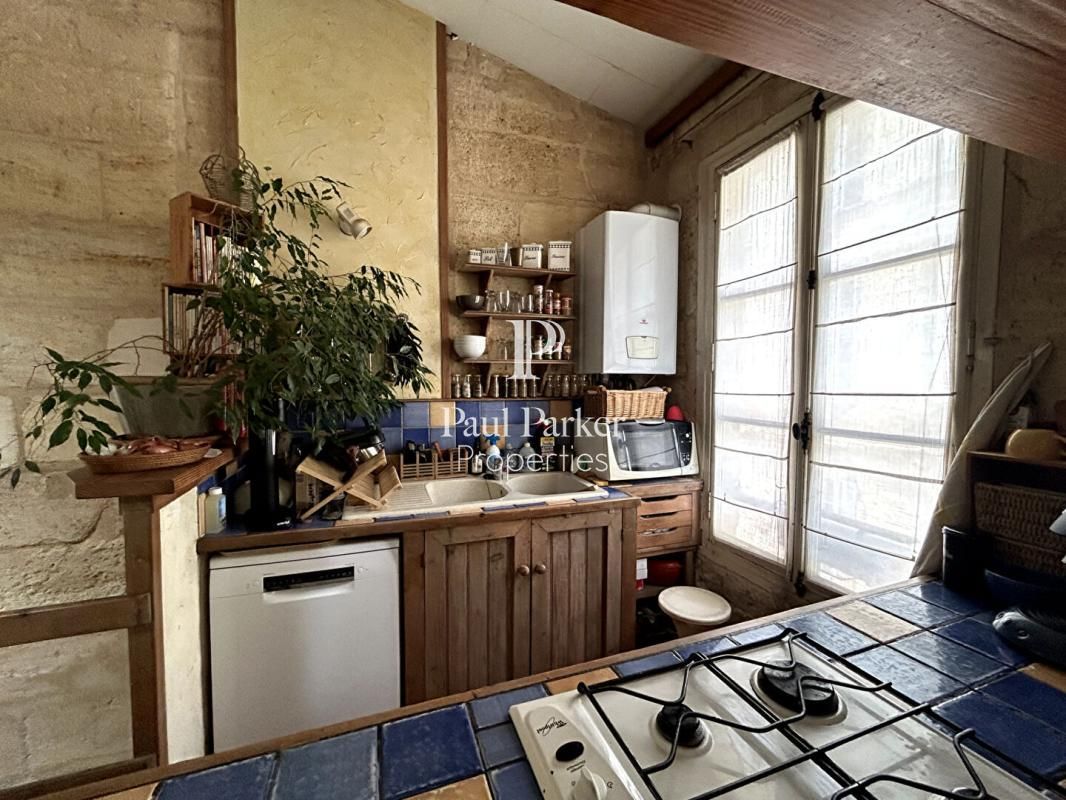 BORDEAUX Maison  7 pièce(s) 155 m2 4