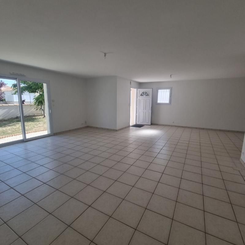 LA TRANCHE-SUR-MER Maison La Tranche Sur Mer 4 pièce(s) 97 m2 2