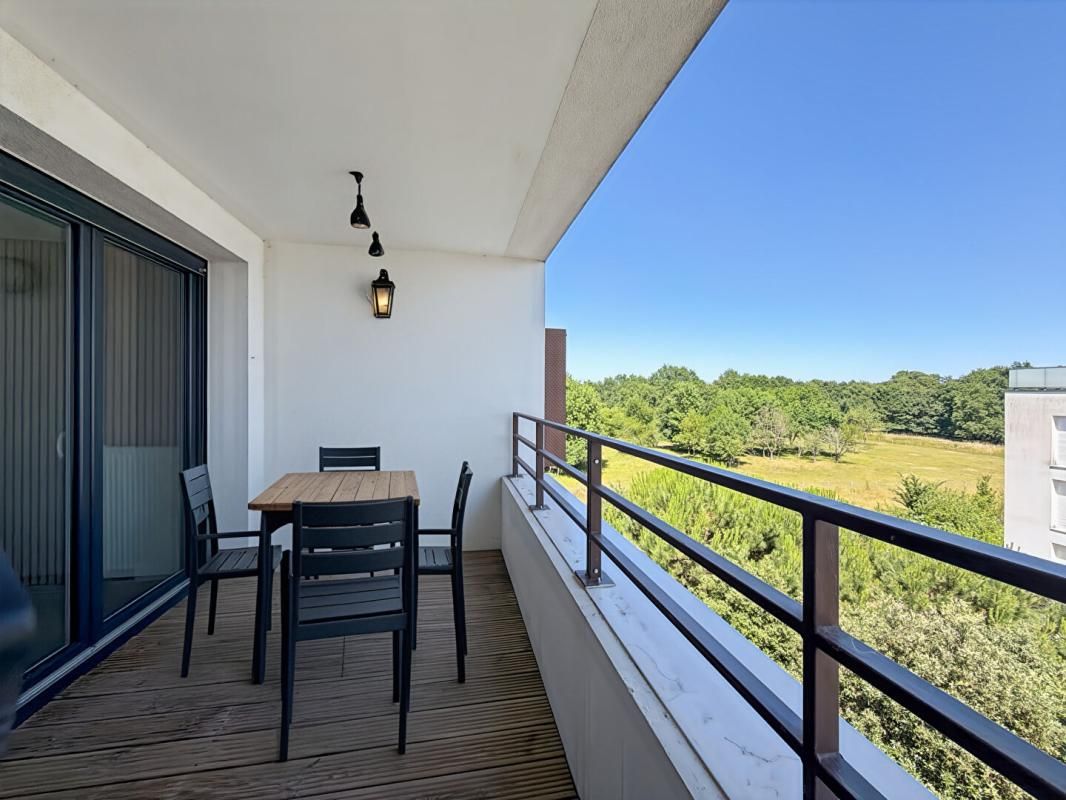 VILLENAVE-D'ORNON Appartement Villenave D Ornon 2 pièce(s) 42 m2 3