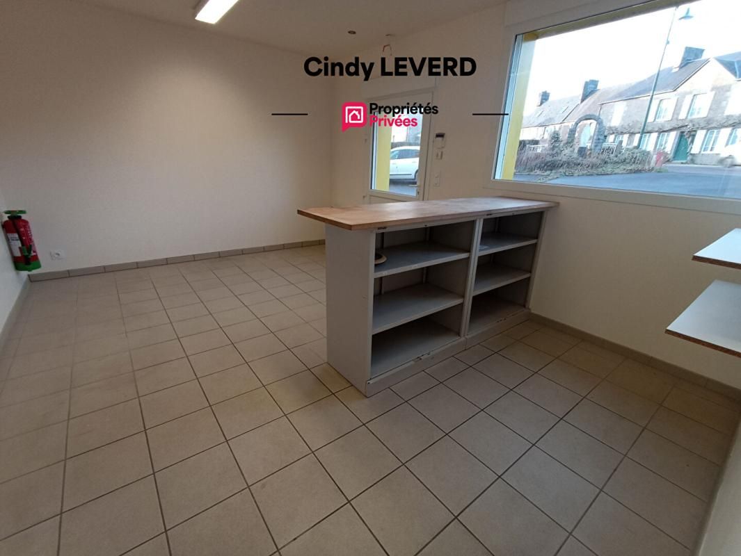 VILLEDIEU-LES-POELES LA CHAPELLE CECELIN - LOCAL COMMERCIAL 110 m² 3