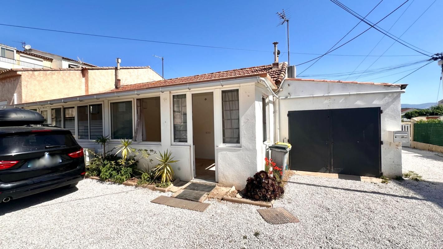 LA SEYNE-SUR-MER MAR VIVO - 10 MINUTES A PIED DES PLAGES ET COMMERCES A PROXIMITE IMMEDIATE  - 4  pièces  80 m2 - CAVE - GARAGE 1