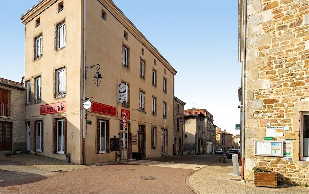 NERONDE Immeuble de 270 m² avec local commercial 1