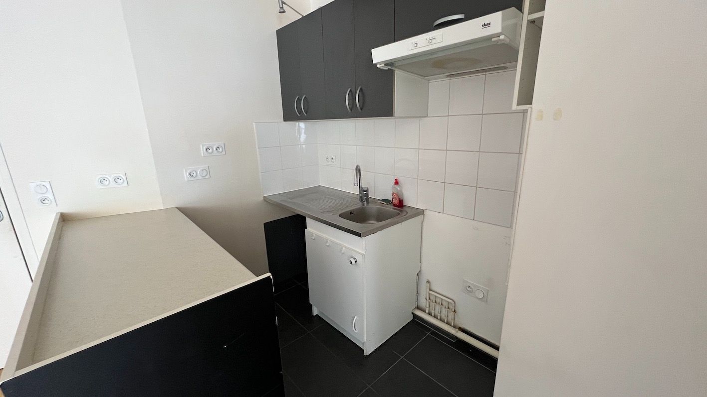 PARIS-19E-ARRONDISSEMENT Beau 2 pièces avec terrasse dans bel immeuble récent 4