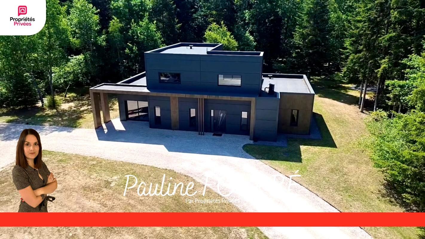CROUY-SUR-COSSON Maison Crouy Sur Cosson 9 pièce(s) 151 m2 1