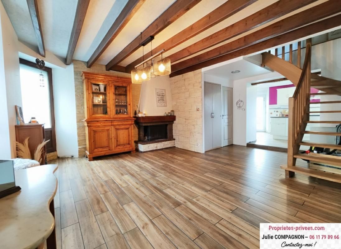 CHAUDRON-EN-MAUGES Maison 184 m² env.- 5 chambres -2 garages - abris et jardin 3