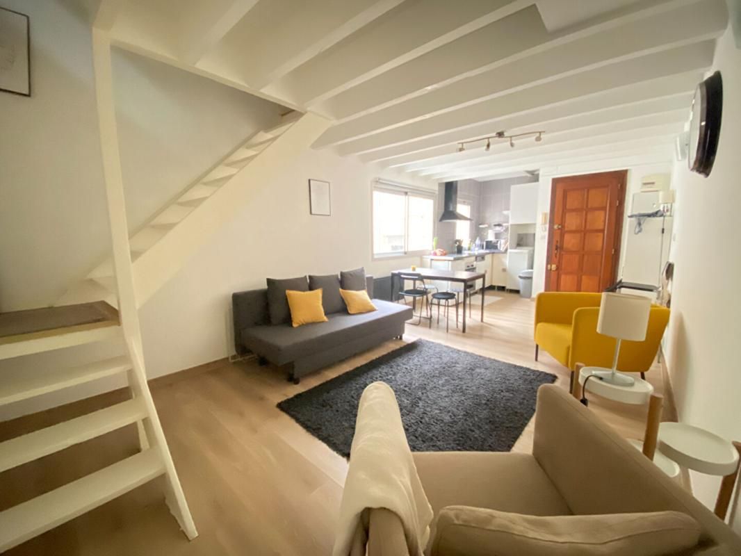 BORDEAUX Charmant appartement T4 Place Ste Eulalie à Bordeaux 2
