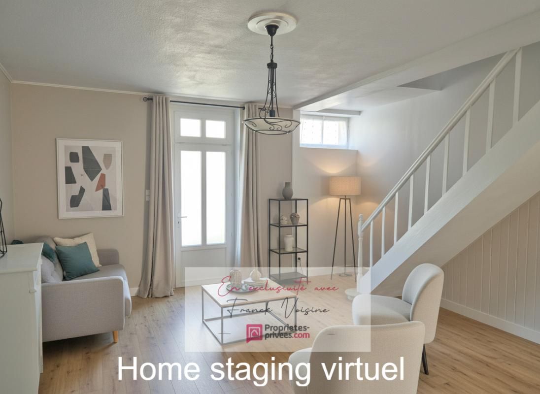LES HERBIERS A VENDRE en Exclusivité aux Herbiers, Maison de ville de 65 m2 avec 2 chambres et cour fermée 2