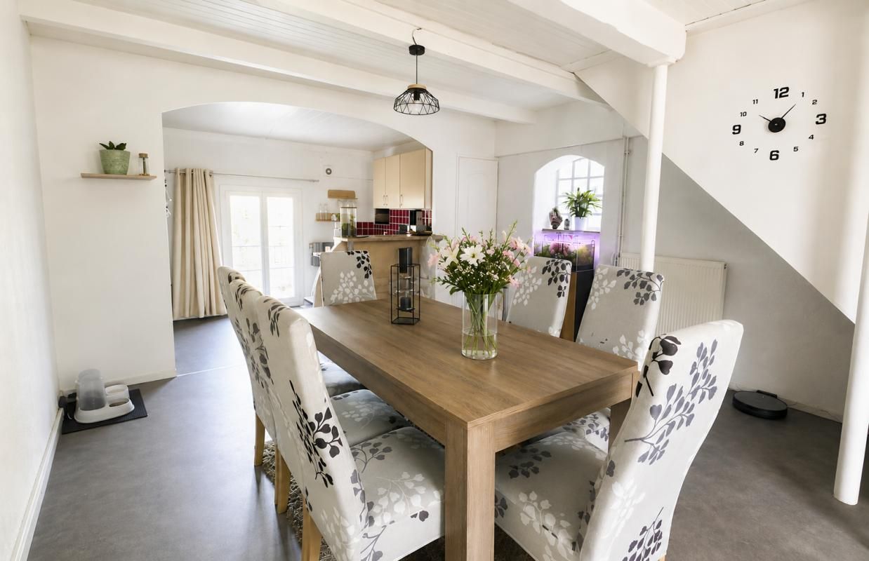 CONQUES-SUR-ORBIEL Investisseurs ou 1er achat ! Maison de village louée 10 minutes Carcassonne ! 3