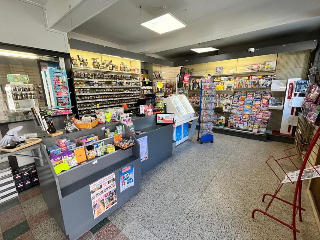 MOULINS SECTEUR MOULINS - BAR TABAC PRESSE FDJ LOTO PMU, LOGEMENT 1