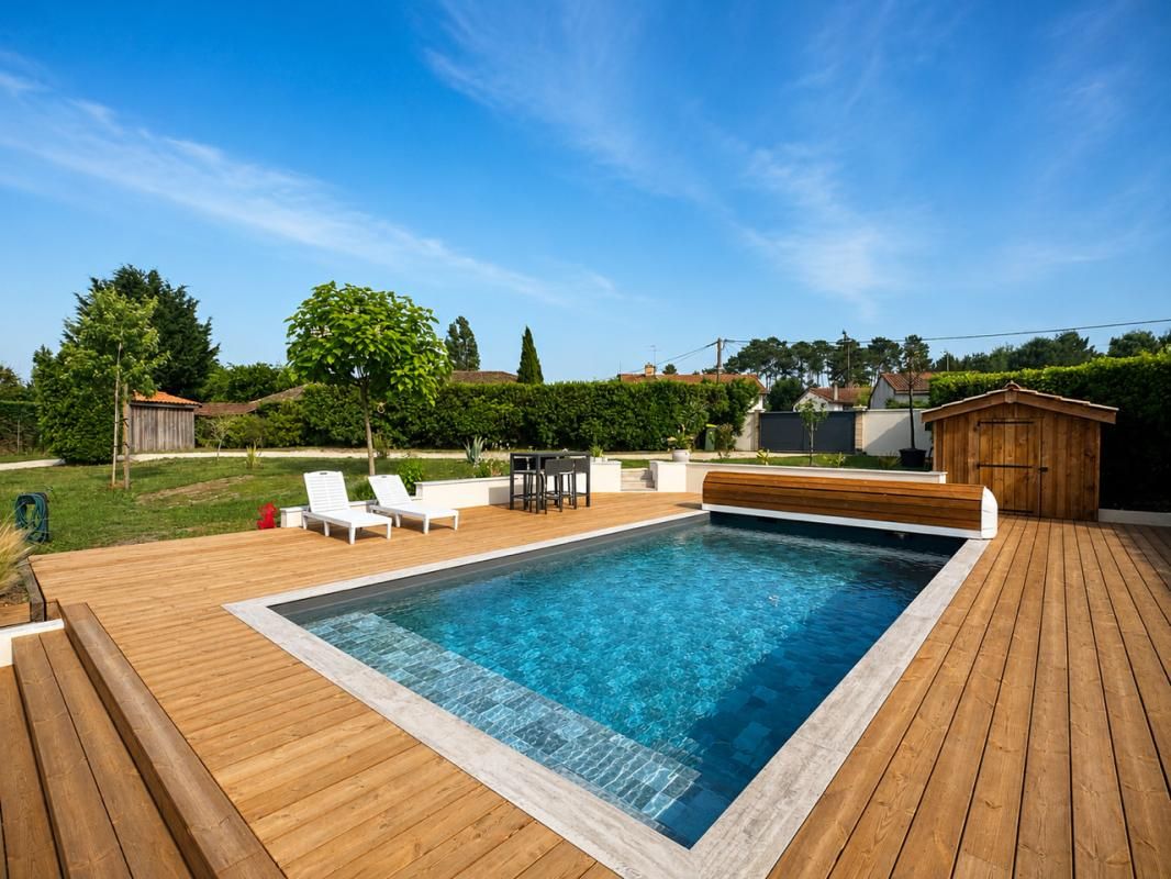 SALLES Maison Salles centre : 7 pièces 162 m2 garage et piscine et grand terrain 1