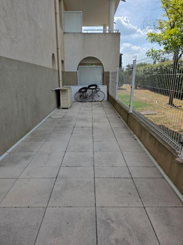 BRIGNOLES BRIGNOLES Appartement T3 avec grande terrasse et parkings 3