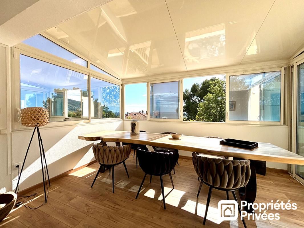 SEILLANS Maison de 4 pièces avec beau jardin, piscine et garage 4