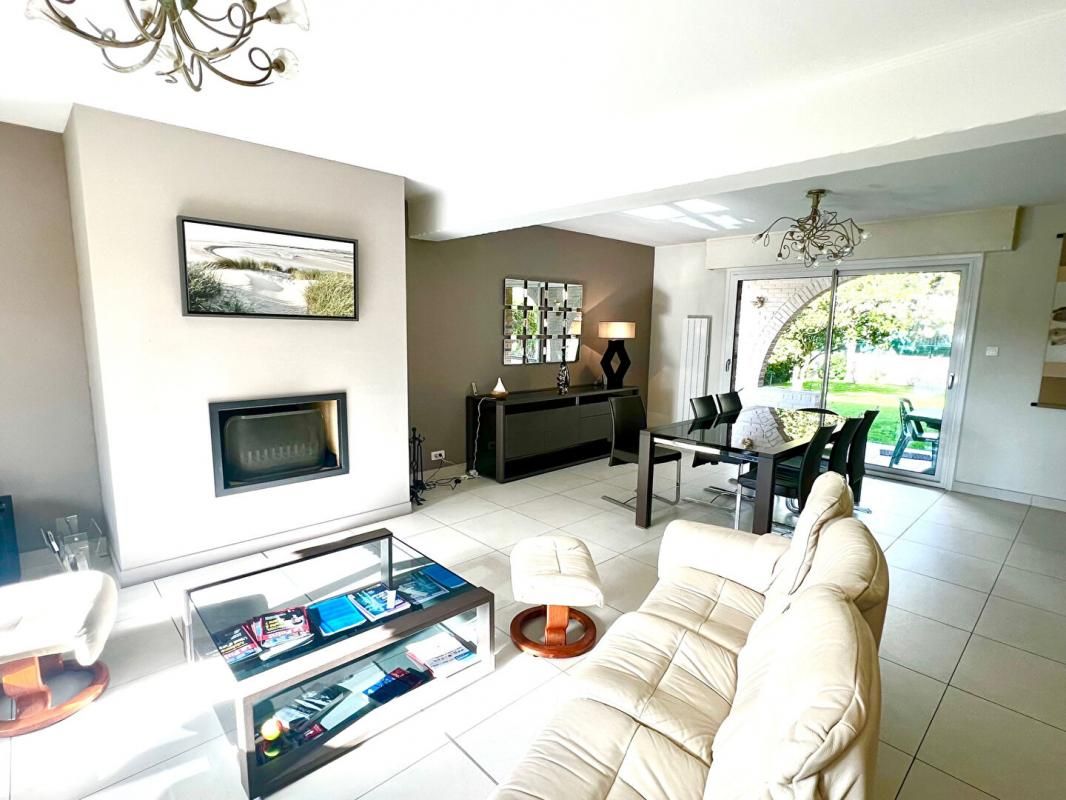 Maison Individuelle, semi plain-pied, Loos En Gohelle 7 pièce(s) 182 m2