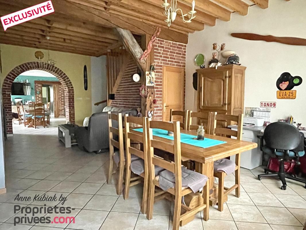 Maison semi-individuelle de 118 m2 env -3 chambres-jardin