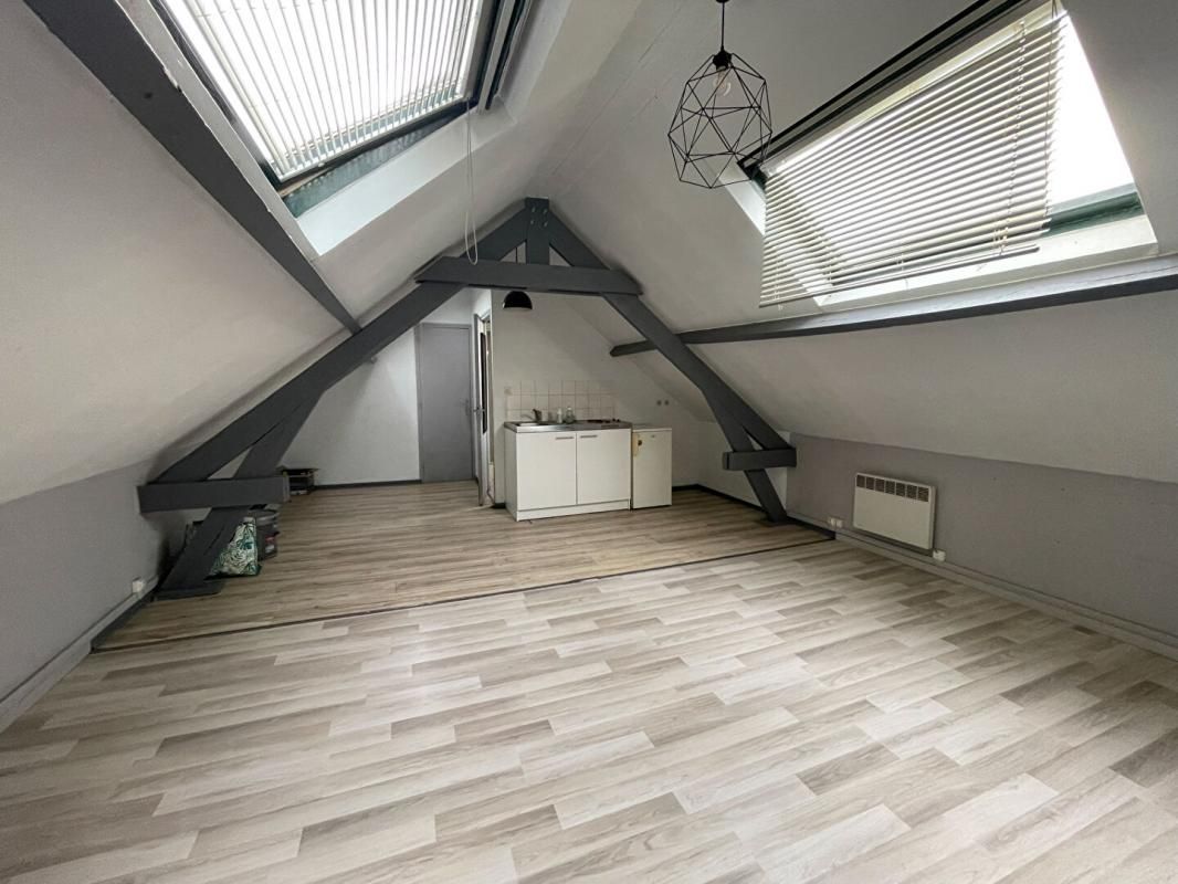 COURRIERES Immeuble 8 lots, 360M² 1