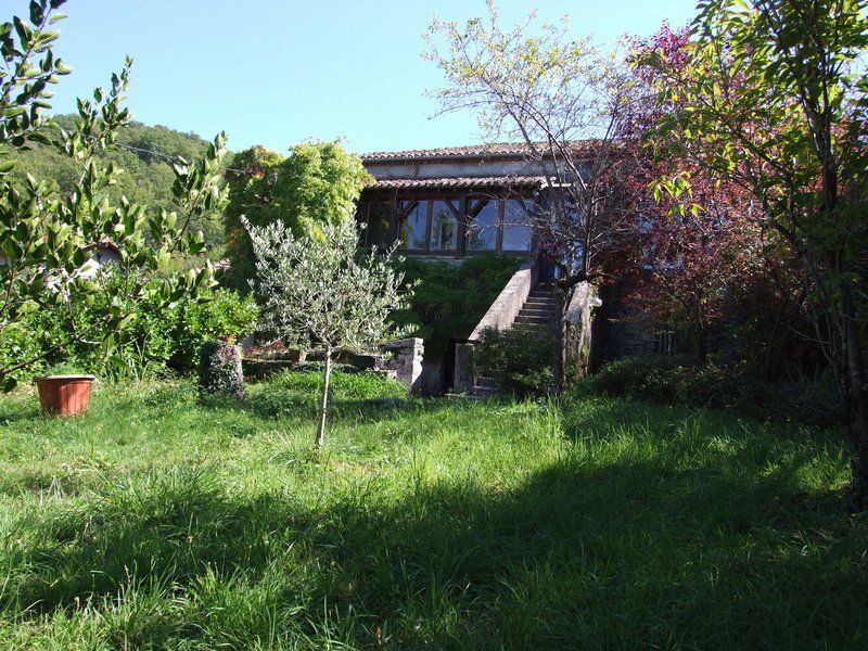 ALBAS maison pierre 2 chambres