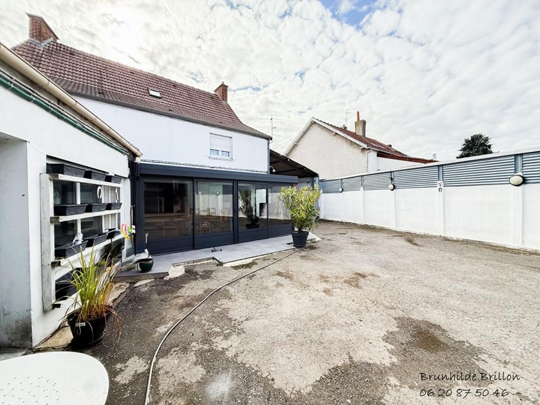 ARRAS Ensemble immobilier, maison 215M², hangar 800M², jardin 900M² 4