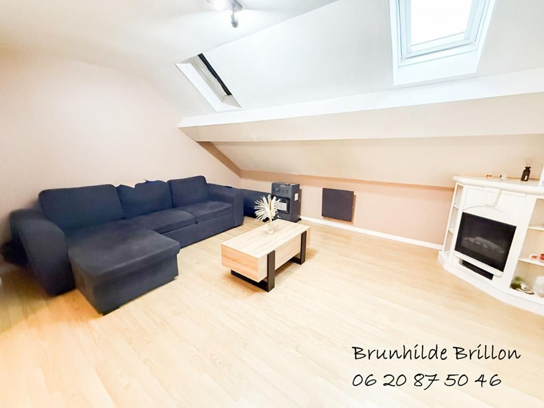 LIEVIN Liévin, appartement  duplex , 1 chambre, stationnement 2